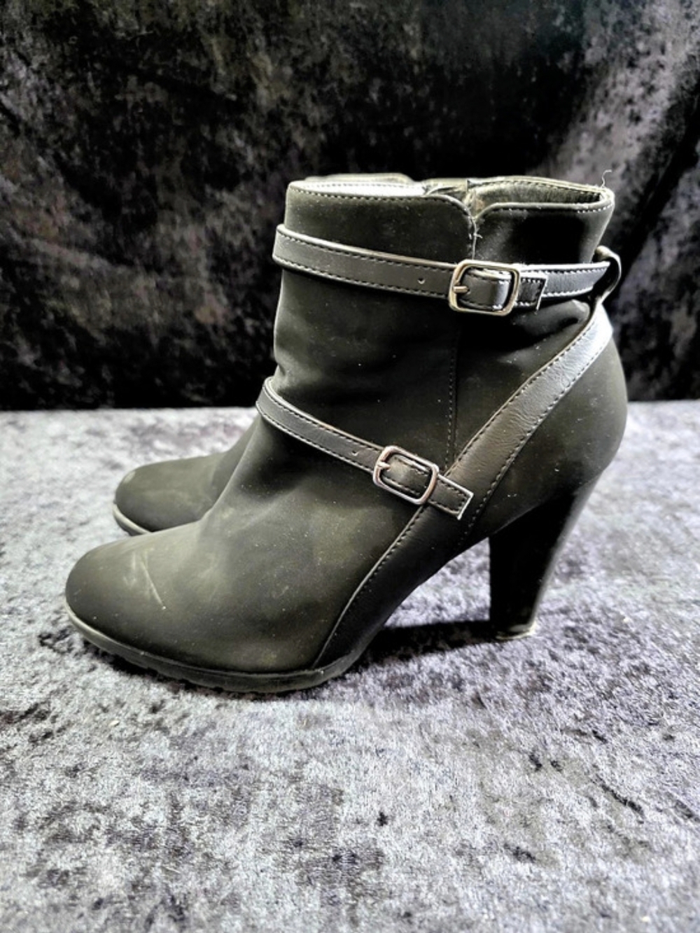 Rialto Black Buckle Heeled Ankle Boots US 8.5